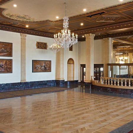 Отель Marriott Syracuse Downtown Экстерьер фото