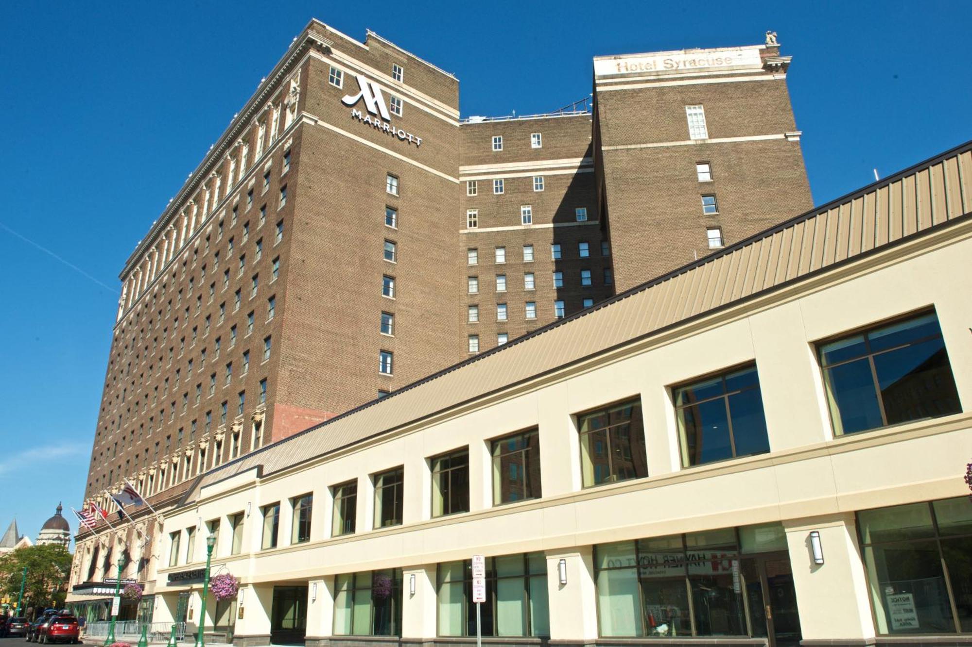 Отель Marriott Syracuse Downtown Экстерьер фото